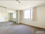 Renovated One Bedroom Apartment with Parking in Hordern... Renovated One Bedroom Apartment with Parking in Hordern...