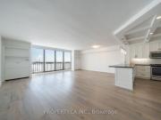 2804 33 Harbour Square