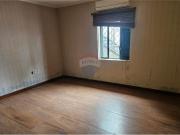 280 Área Útil Casa Alugar, 5 Dormitórios localizado em...