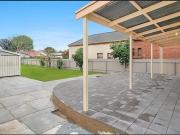 $600pw 3 brm 1 bath 2 car rear shed/garage