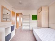 £287 p/w £1,244 pcm ⓘ The monthly or weekly payment...