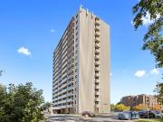 2880 2900 Carling Avenue 1 Bedroom Apartment for Rent at...