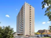 2880 2900 Carling Avenue 2 Bedroom Apartment for Rent at...