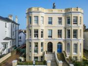 Medina Villas, Hove BN3, 3 bed flat to rent, £2,300 pcm...