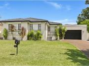 28 Ritchie Crescent, Horsley House for rent Listed by...