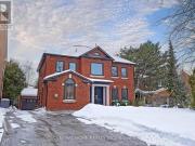 28 Theobald'S Circle, Richmond Hill, ON, L4C 9C6...