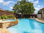 2916 Woods Drive