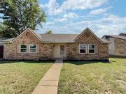 2918 Centennial Dr, Garland, TX 75042