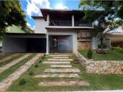 2930 Área Útil Casa de Condomínio Alugar, 3 Dormitórios...