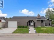 2930 Oakmoor Crescent Sw, Calgary, AB, T2V 3Z7 house for...