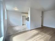 2940 Mazenod 2 Bedroom Apartment for Rent at 2940 Rue...