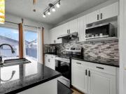 298 Taravista Street NE Calgary, AB T3J 4S5