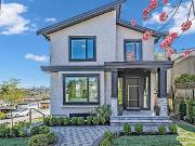 2996 E 7th Avenue Vancouver, British Columbia