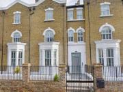 29 Bedrooms Terraced house for sale in High Street,...