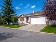 29 Harvest Oak Circle Northeast – HARVEST HILLS – Townhouse