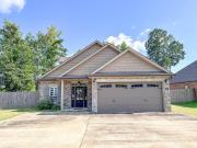 29 Regent Ln, Columbus, MS 39705