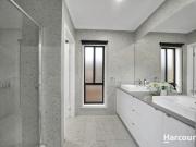 29 Square Approx Elegant Family Home In The Heart Of...