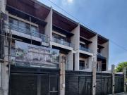 29M 3 Storey Townhouse w/ Roofdeck w/4 Bedrooms with Own...
