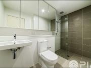 Spacious Two Bedroom Apartment with Double Parking in Botany