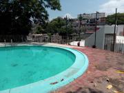 $2,300,000 Casa con Alberca y Terraza de Excelente Vista...