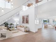 $2,350 per week / $9,400 Bond