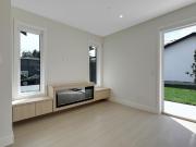 2 3695 E 26 AVENUE, Vancouver, BC V5R 2M7 Duplex For...