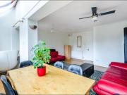 2 3 bed maisonette in Canada Water