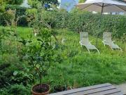 2 3 Fam. Haus einseitig angebaut hier können Oma und Opa...