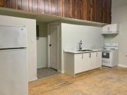 2 450 Spadina Avenue