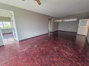 2.5 Bedroom Apartment in Arcadia