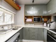 2.5 Bedroom Apartment in Manor Gardens