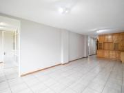 2.5 Bedroom Apartment in Queenswood