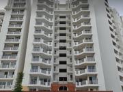 2.5 BHK Apartment in Sushant Golf City for resale...