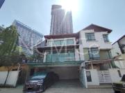 2.5 Storey Detached House, Renovated