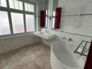 2.5 Zimmer, 85 m², 2. Stock