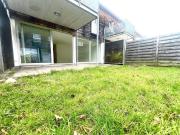 2,5 Zimmer EG Wohnung mit Südgarten, Terrasse und TG...