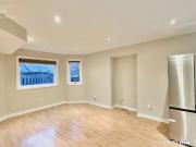 2 72 Fortune Crescent, Richmond Hill, Ontario L4S 1T5