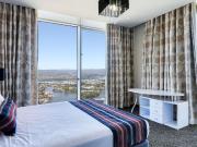 $2,950 per week / $11,800 Bond
