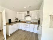 2 9 month Let £2,500 inc Bills 2 Bed 2bath