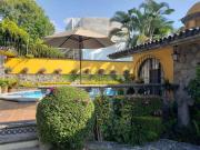 2 ACCESOS. ZONA DORADA