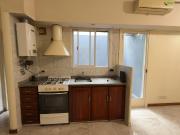 2 AMBIENTES CON PATIO RECICLADO PLANTA BAJA