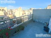 2 Ambientes en Duplex. Frente con balcón y terraza. Apto...