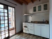 2 AMBIENTES FRENTE CON BALCON