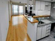 Piso 3° Contafrente con Baulera y Cochera Descubierta...