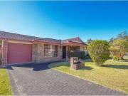 2 Annandale Court, BOAMBEE EAST House for rent Listed by...