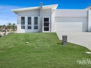 2 Aspen Way, Arundel, QLD 4214