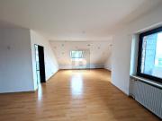 2 BALKONE, GARAGE, GROßZÜGIGER MODERNER SCHNITT