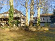 2 bâtisses en pierre A Renover terrain de 1,1 ha 730m²...