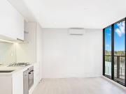 2 bed 1 bath 1 standard car space apartment for rent