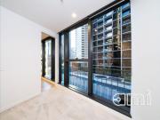 2 BED 1 BATH AT HIGH QUALITY BUILDING CONSERVATORY